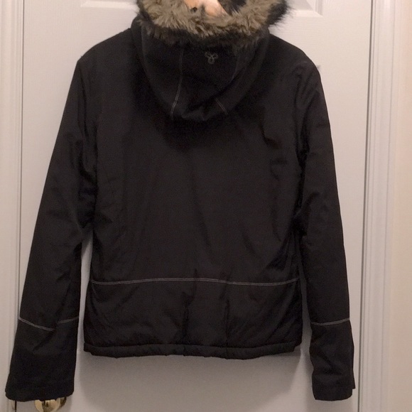 Aritzia TNA Winter Jacket - Picture 2 of 5